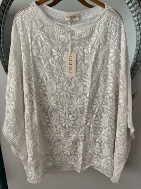 Chaudry White Floral Embroidered Tunic